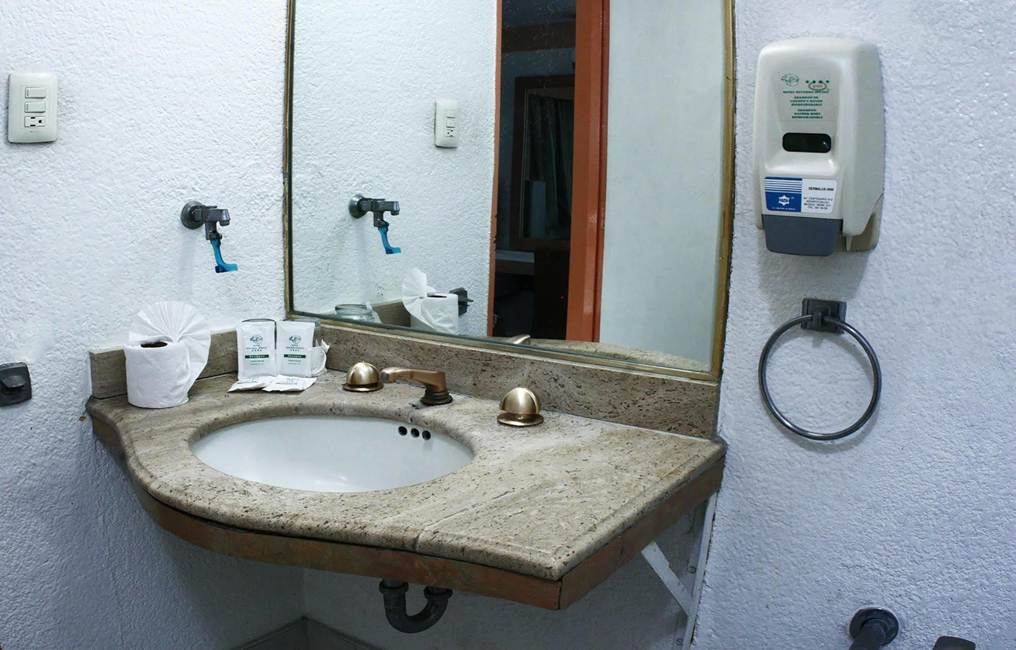 Reforma Avenue Hotel Мексико Сити Екстериор снимка